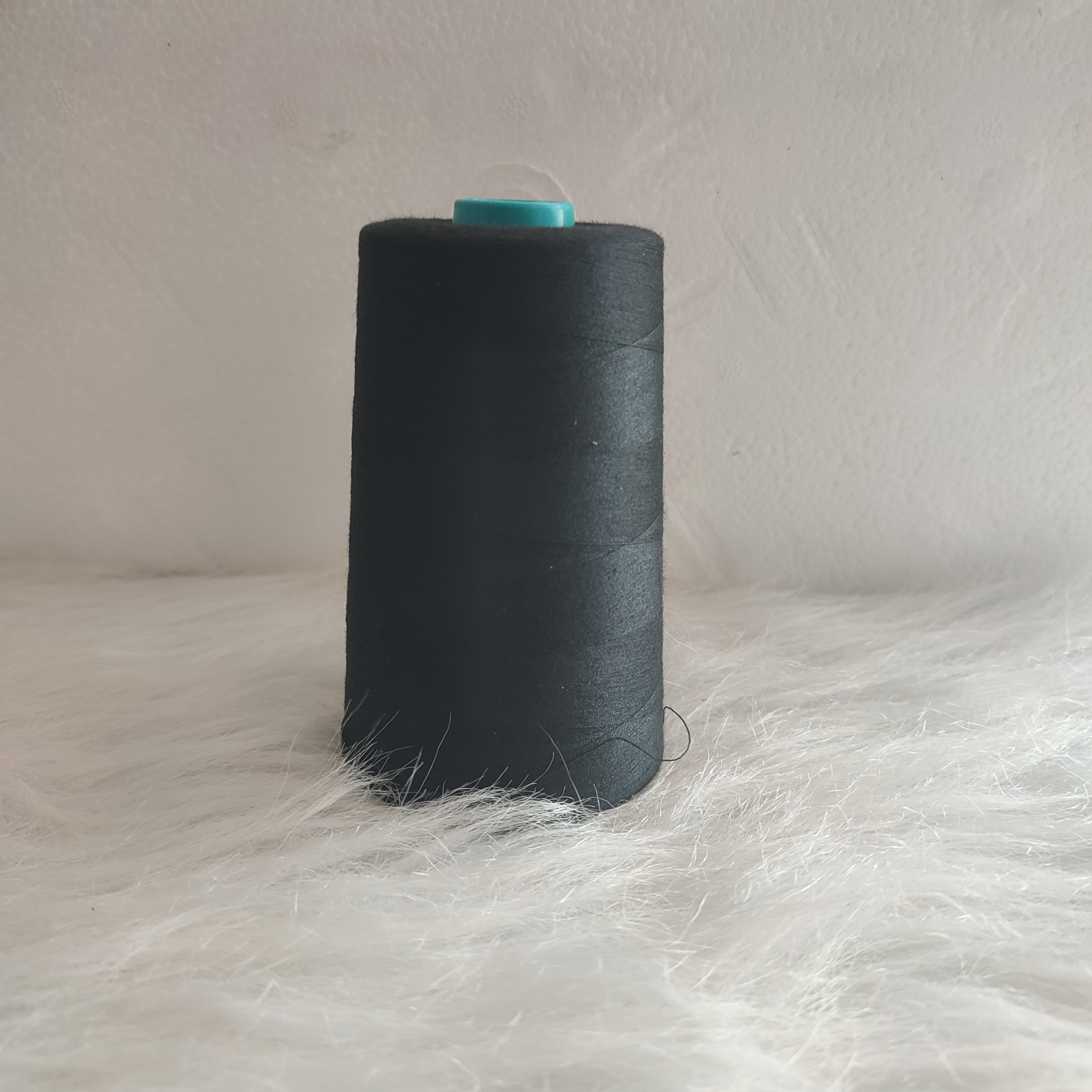 دوک نخ خیاطی مشکی